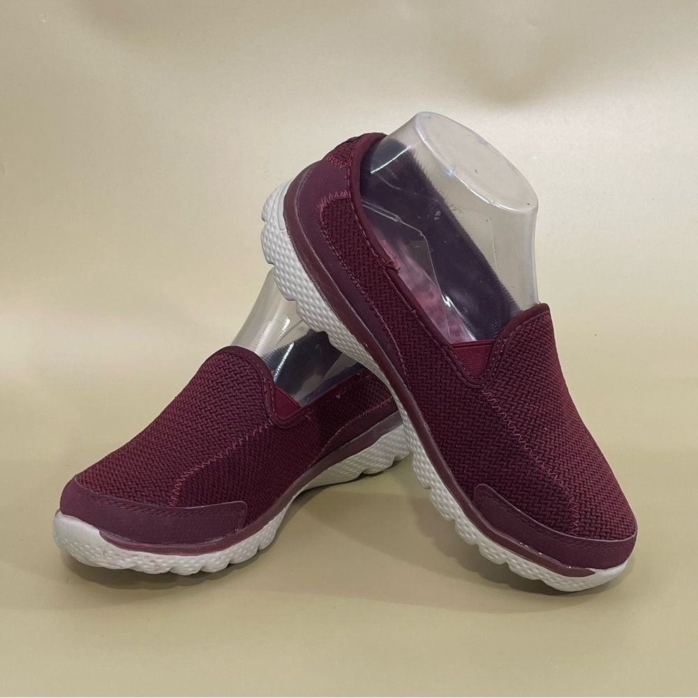 Danskin Now Memory Foam Women's Slip-on Athletic Shoes Sz 6.5